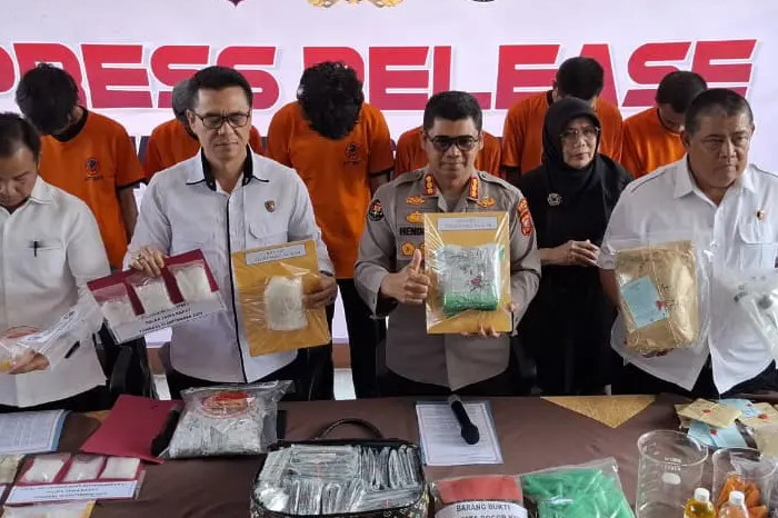Polda Jabar Ungkap 257 Kasus Narkoba, 317 Tersangka Ditangkap (Humas Polri)