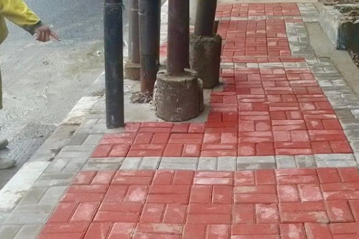 Trotoar dan Halte Taman Barito Rampung Diperbaiki, Warga Senang. Foto/Istimewa