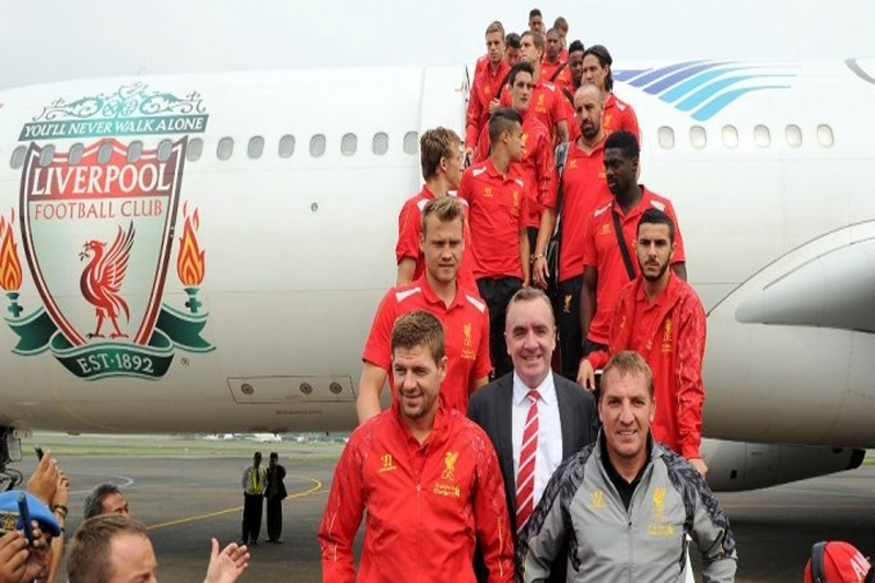 Keterlambatan Penerbangan Liverpool Persiapan Liga Champions Terganggu