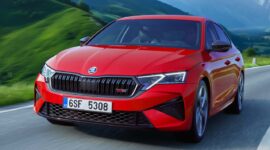 Skoda Octavia RS 2025 Resmi Meluncur