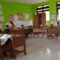 Guru Honorer Sumba Timur Cerdaskan Siswa Pakai Bahasa Ibu