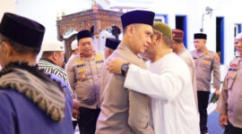 Kapolda Maluku Ajak Jamaah Sholat Subuh Tebarkan Kebaikan di Masjid Al-Furqan Galunggung