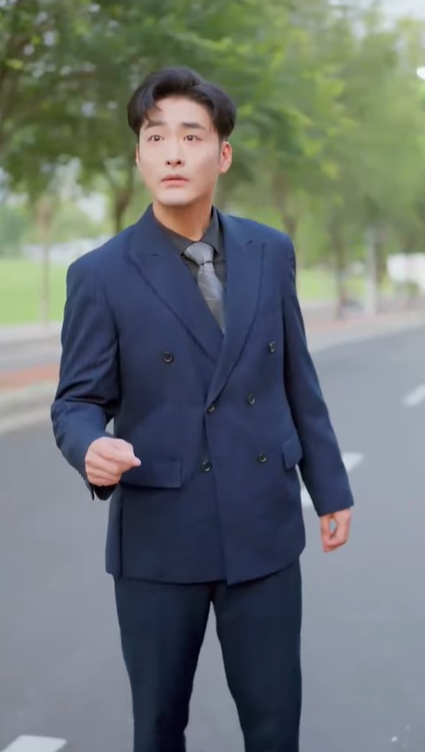Drama China Dulu Aku Seorang Pria dan Aku Menikah dengan Pria Lain