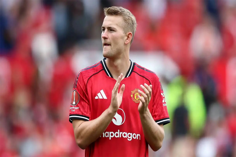 Matthijs de Ligt Kandidat Kuat Kapten Baru Manchester United
