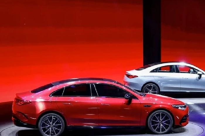 Mercedes-Benz CLA Listrik Versi China Debut, Patok Harga Agresif $34.900