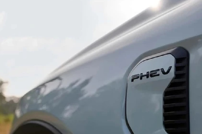 Mobil PHEV di Jerman (Ford)
