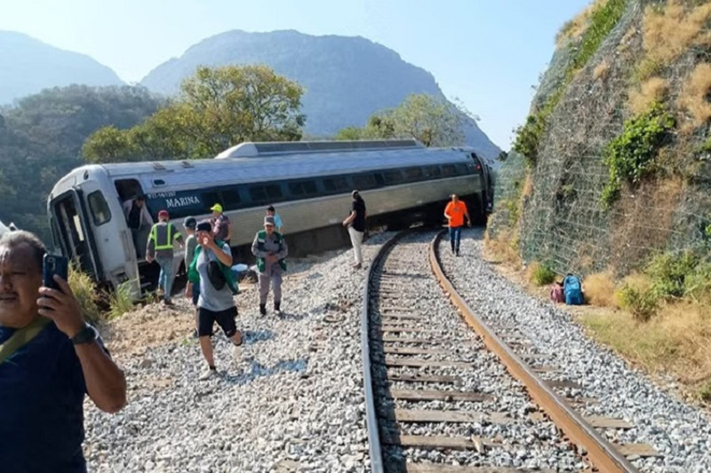 Tragedi Kereta Tergelincir di Meksiko Selatan Tewaskan 13 Orang dan Puluhan Luka