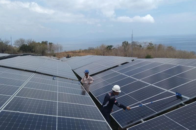 Indonesia Butuh Investasi 92 Miliar Dolar untuk Dekarbonisasi Energi Industri 2050