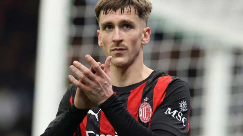 AC Milan Pagari Alexis Saelemaekers hingga 2031