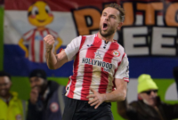 Jordan Henderson Dedikasikan Gol Perdana di Brentford