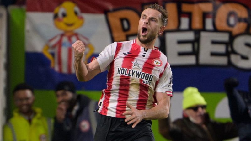 Jordan Henderson Dedikasikan Gol Perdana di Brentford
