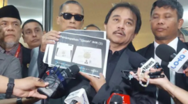 Roy Suryo klaim ijazah Jokowi palsu