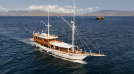 Kapal Tenggelam di Labuan Bajo
