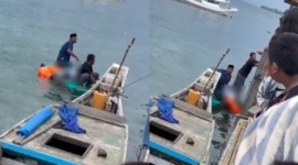 Kapal terbalik di Perairan Pangkep
