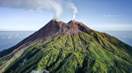 Gunung Karangetang Sulawesi Utara Siaga Munculnya Lava Baru dari Kawah Utara