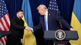 Trump dan Zelenskyy Bahas 20 Poin Rencana Damai Ukraina di Florida