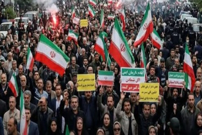 Gelombang Protes di Iran Meluas dan Berujung Bentrokan Berdarah di Berbagai Kota