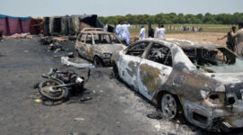 Tragedi Kecelakaan Maut di Pakistan Puluhan Tewas dan Puluhan Lainnya Luka-Luka
