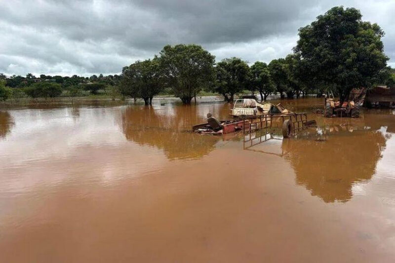 Banjir Bandang Afrika Selatan Tewaskan Seratus Orang Lebih Akibat Hujan Deras