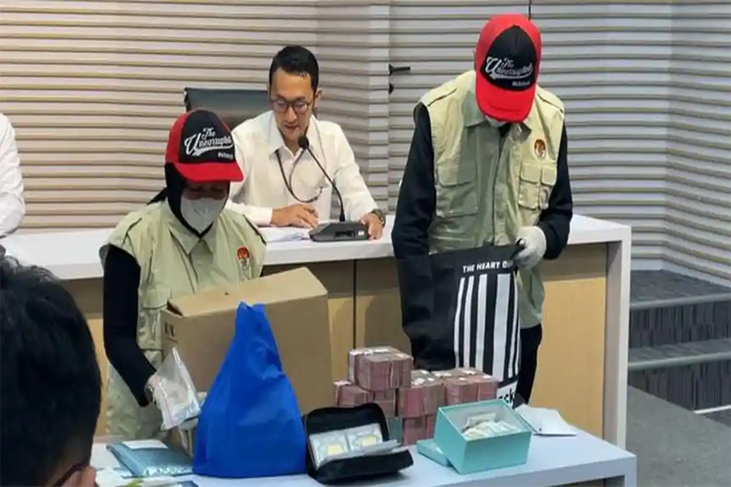 Drama OTT KPK Penangkapan dan Pembebasan Tersangka Picu Kontroversi Hukum Terbaru