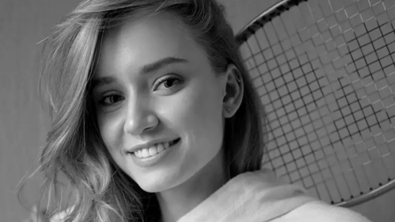 Profil Elena Rybakina Terbaru