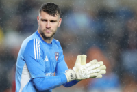 Statistik Calon Kiper Ajax Maarten Paes