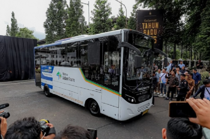 Pemkot Bandung Antisipasi Dampak BRT, Fokus Lindungi Parkir dan Ekonomi Ritel