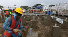 Rumah hunian sementara (huntara) untuk korban bencana banjir bandang di Karang Baru, Aceh Tamiang, Aceh, Minggu (28/12/2025).(Antara)