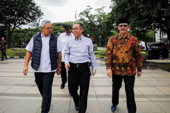 Bandung Jadi Pionir Nasional, Kolaborasi Mendiktisaintek dan Pemkot Transformasikan Sampah Jadi Ekonomi Sirkular