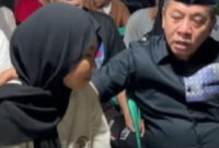 Bupati Aep Syaepuloh Takziah ke Rumah Duka Korban Kecelakaan Kontainer Maut