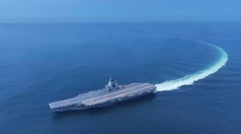 Kapal China Pepet Kapal Induk AS