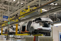 Mengenal Perakitan Mobil CKD dan CBU