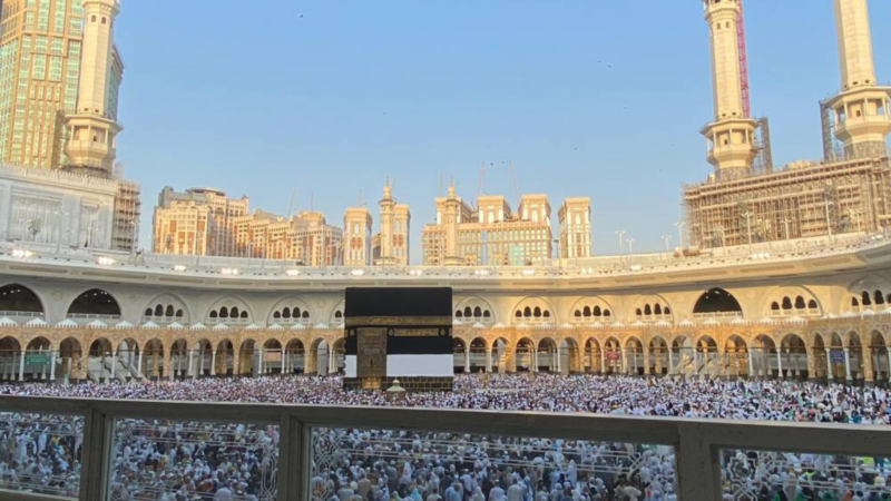 Jemaah Umrah Indonesia Terdampak Perang