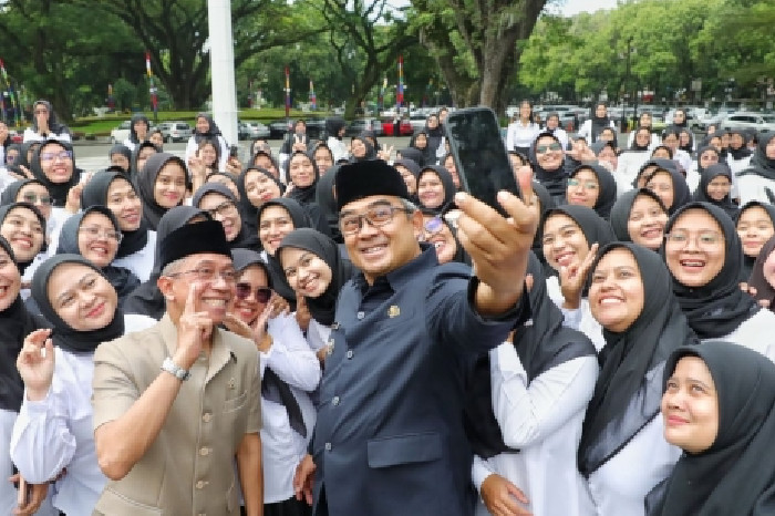 Wali Kota Bandung Muhammad Farhan pastikan ASN dan PPPK paruh waktu akan dapat gaji ke-13